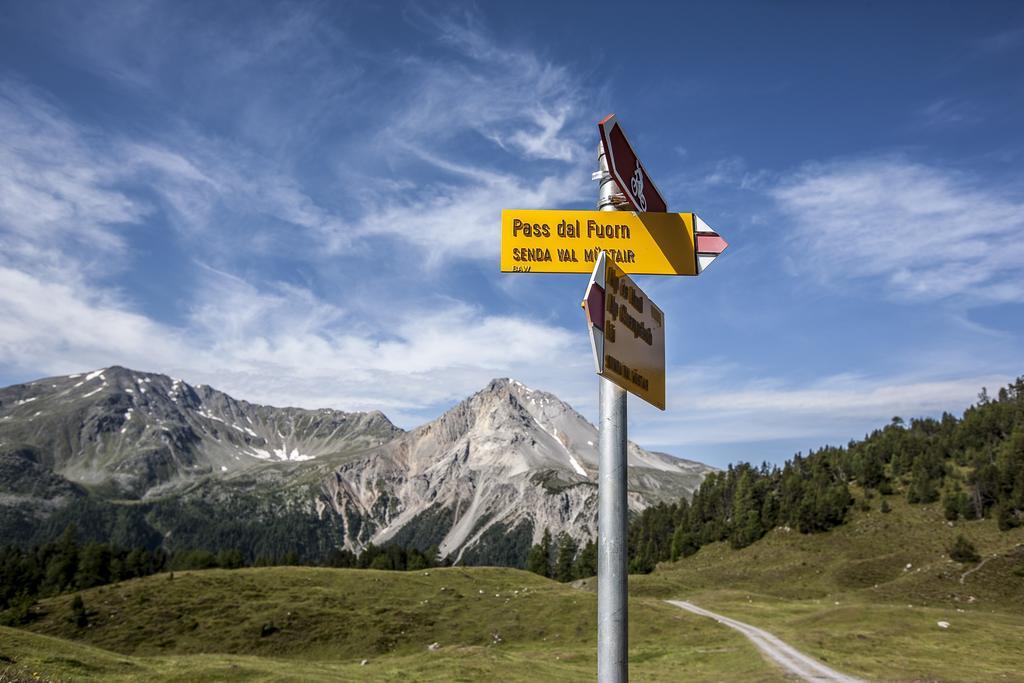 Hotel Schweizerhof Sta Maria Santa Maria Val Müstair Esterno foto